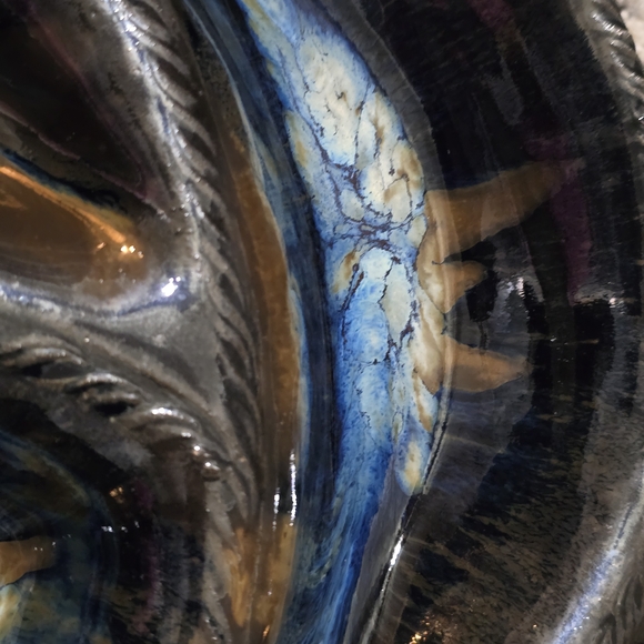 Susan Mikkelson Signed Blue and Brown Swirl Ceramic Dish 14inX2in - Picture 4 of 7